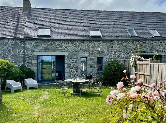 Country house La Gervaiserie - 300m De La Reville